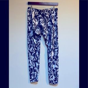 Nike large yoga leggings with Just Do It waistband